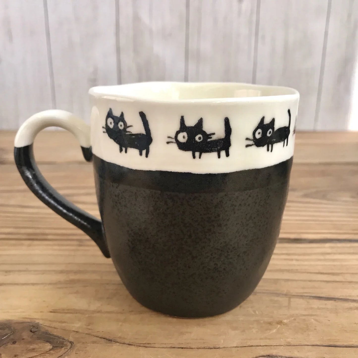 Japanese Mino Ware Cat Mug - Black & White Ceramic | Made in Japan
