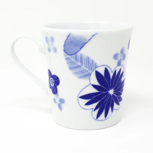 Japanese Nohohon Cat Porcelain Mug - Relaxed Cat Series - Mugi (Walking Cat) Made in Japan by AI Co. Ltd.