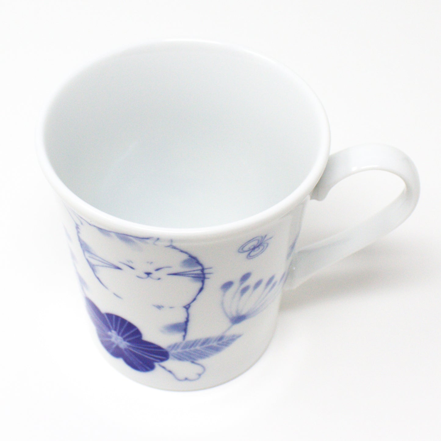 Japanese Nohohon Cat Porcelain Mug – Relaxed Cat Series – Mugi (Walking Cat) Made in Japan
