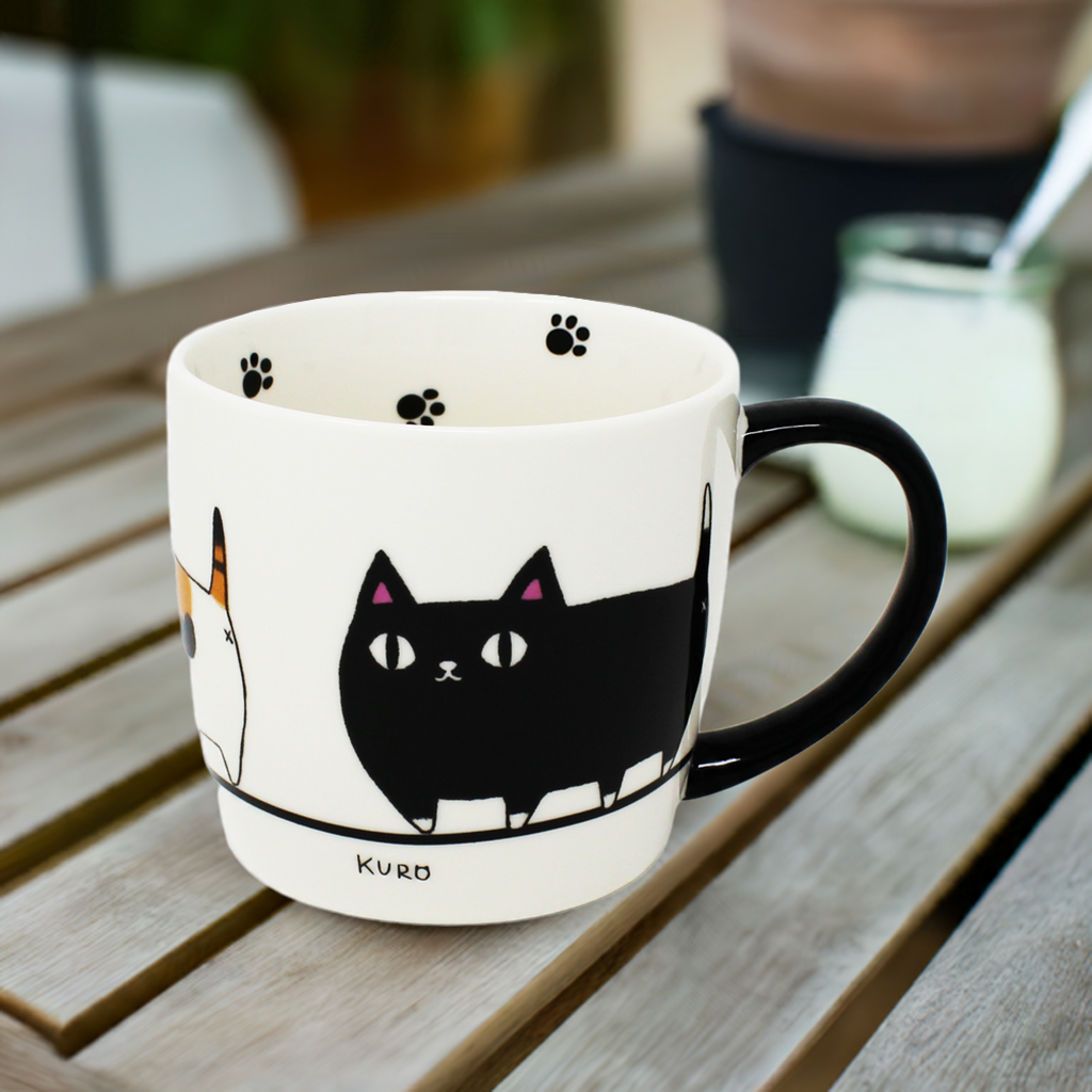 Three marching cats on a white porcelain mug – Nyan-ya 3 Cat Brothers design