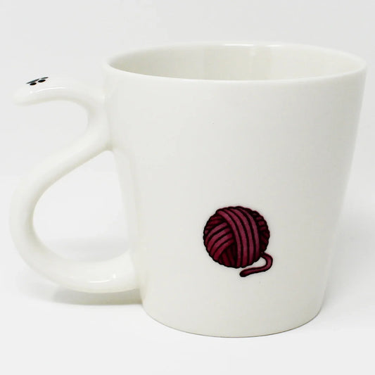 Back of mug showing a ball of yarn illustration, Shiro the cat's favorite toy, from the Nyan-ya series.