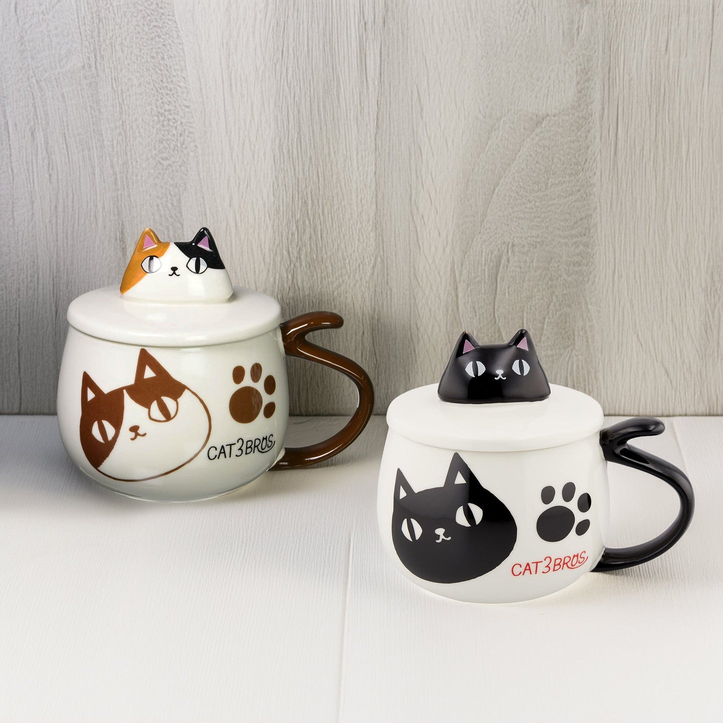 3 Cat Brothers Kuro Porcelain Mug with Lid – Black Cat Tail Handle – Japanese Design by AI Co. Ltd.