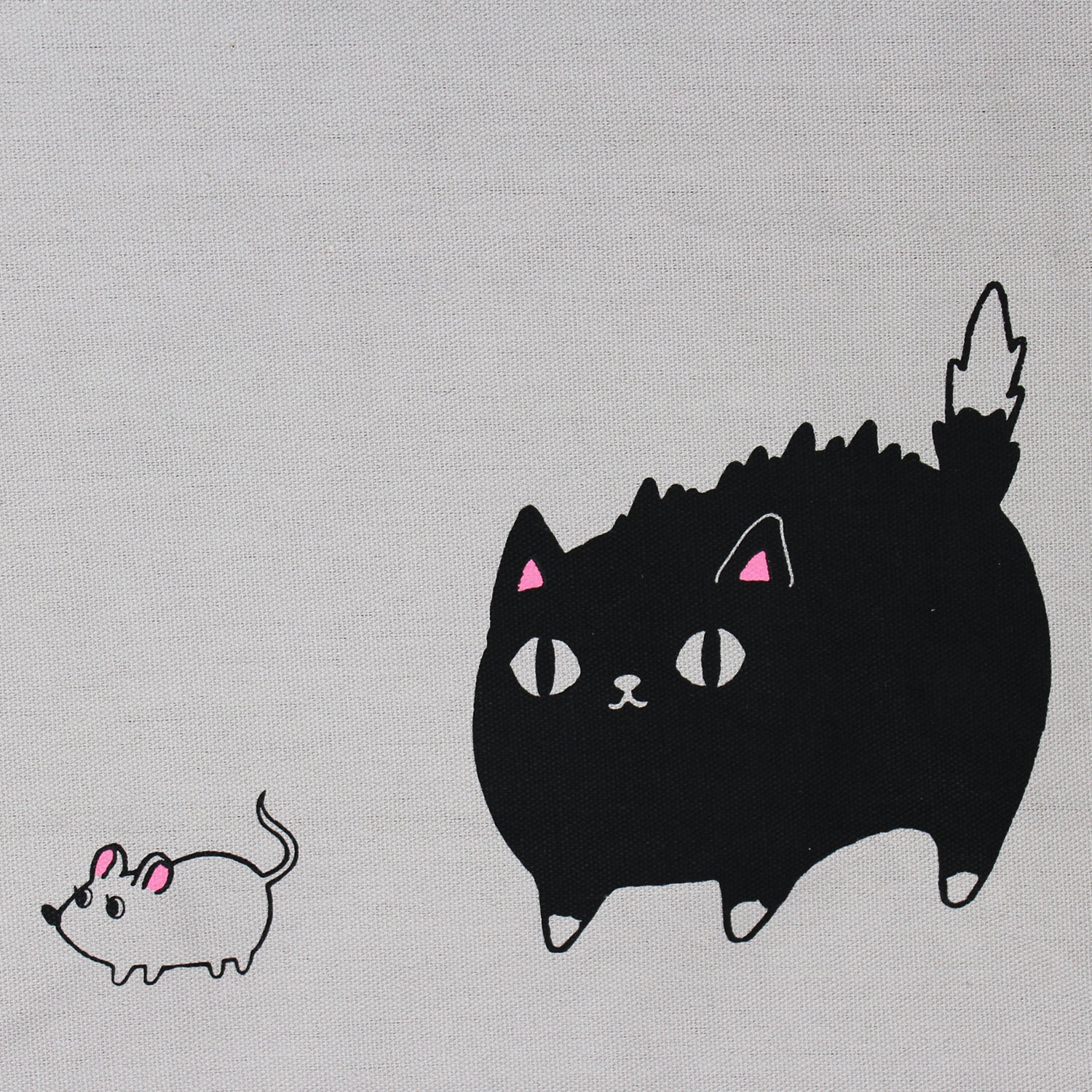 Back of tote bag featuring playful illustration of black cat and mouse – whimsical Japanese design on beige cotton canvas