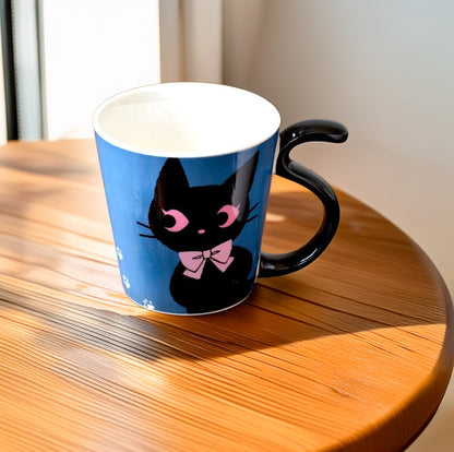 Nyan-ya Ropi Blue Porcelain Tail Handle Mug – Japanese Cat Design, Glossy Finish
